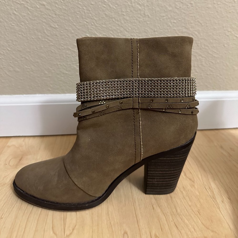 Brown Boot w/ Glitter Band